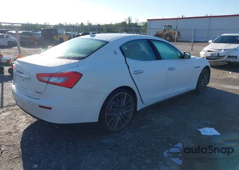 2014 Maserati Ghibli S Q4 z USA, uszkodzony, nr VIN ZAM57RTA8E1109832